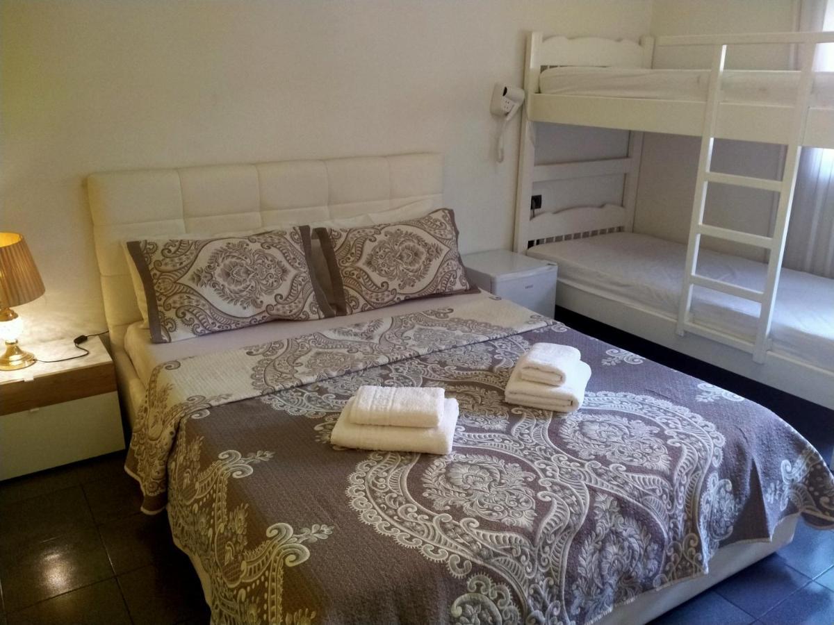 Orange Villa Hotel Tirana Cameră foto