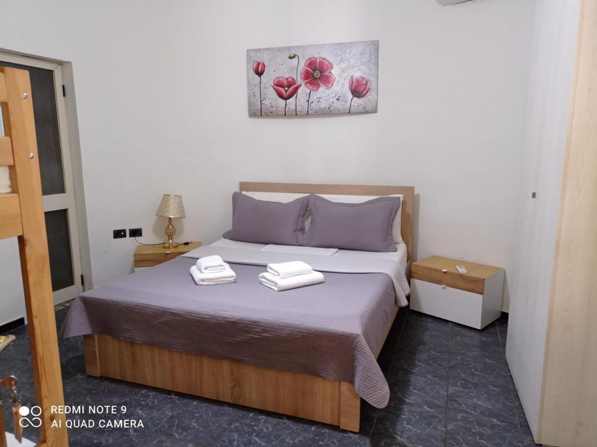 Orange Villa Hotel Tirana Cameră foto